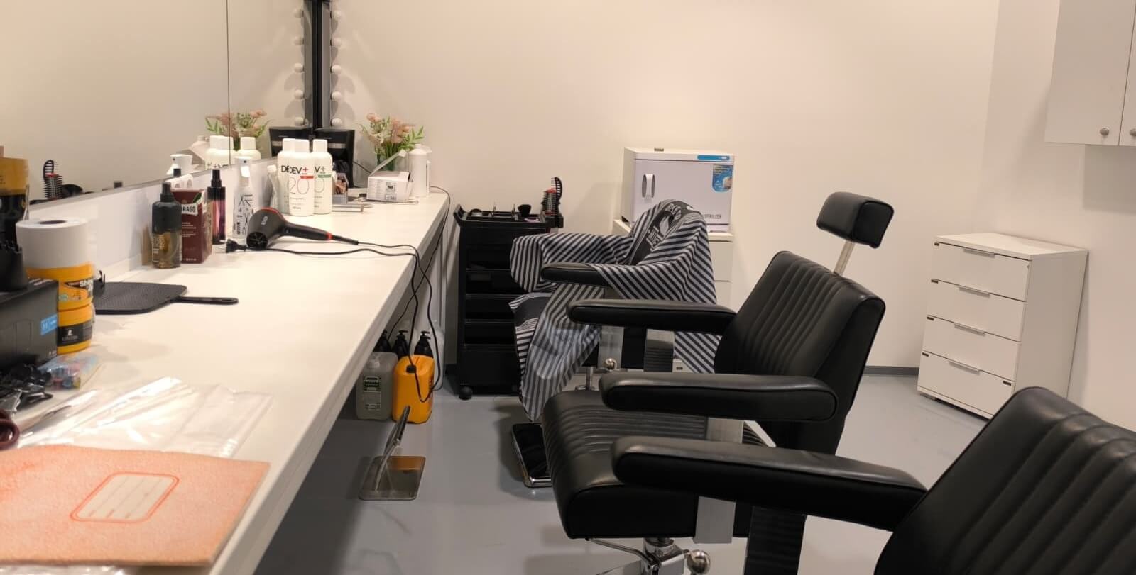 Rehoboth Centrum salon interior